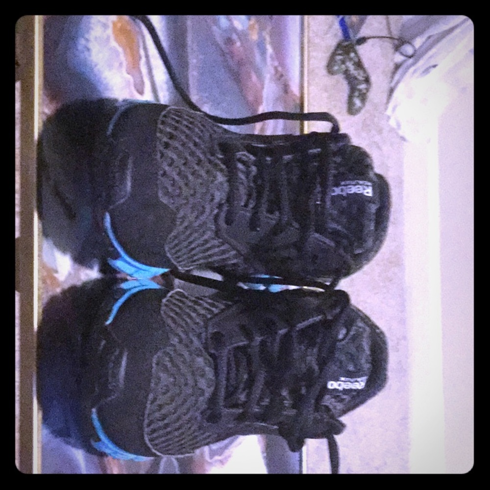Size 6 Reebok Realflex